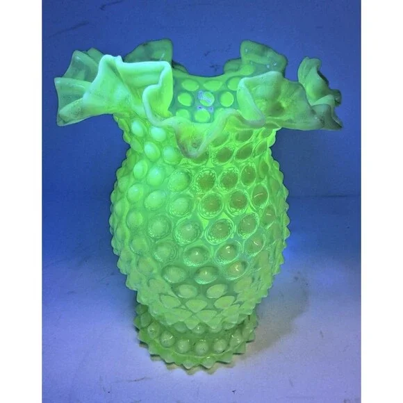 Uranium Fenton Hobnail- 6” Ruffled Flower Vase - Topaz Opalescent - Picture 2 of 6